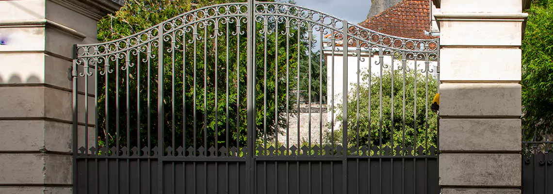 Wooden Swing Gate Repair in Northbrook, IL